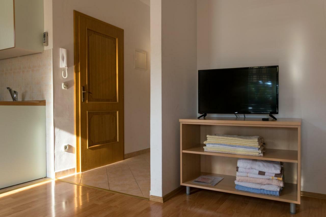 House Vera Baška Voda Exteriér fotografie
